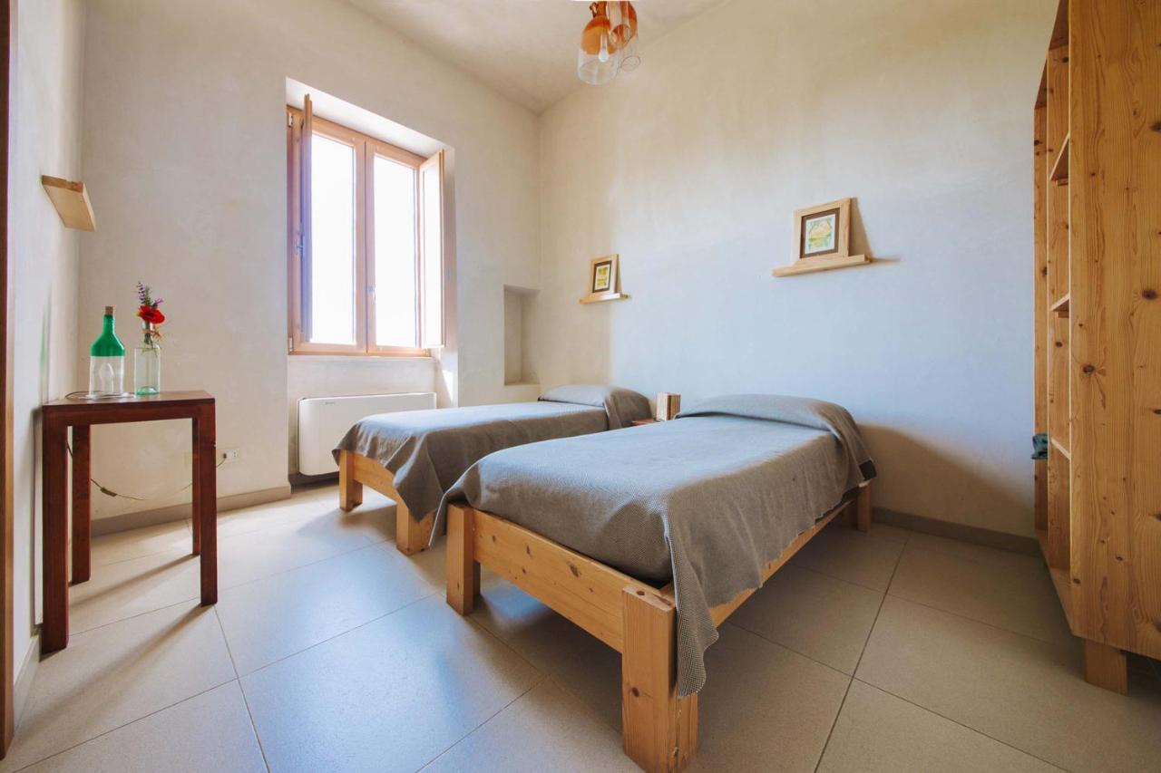 לינה וארוחת בוקר קוטרופיאנו Agriturismo Biologico Piccapane מראה חיצוני תמונה